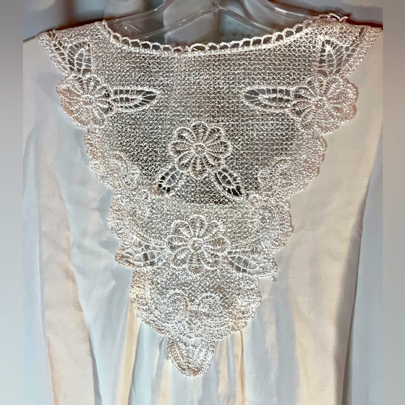 Acuarela Cuban Design butterfly white lace colorful festive top size Medium - Picture 9 of 10